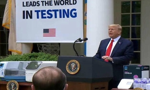 美国新冠疫情最新消息 特朗普面对记者追问崩溃离场！
