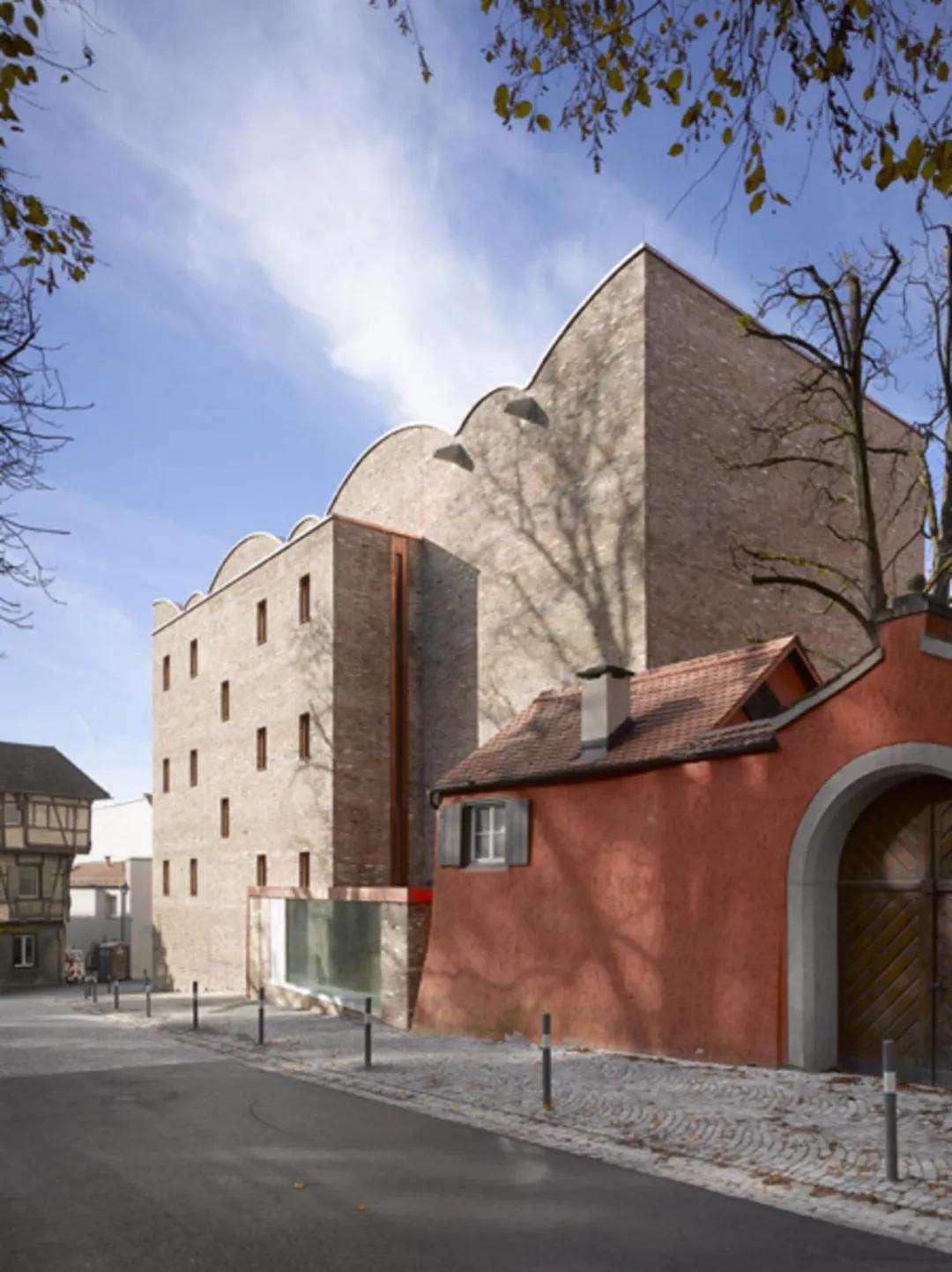 案例分享|看新建筑如何巧妙地融入了老城区_手机搜狐网