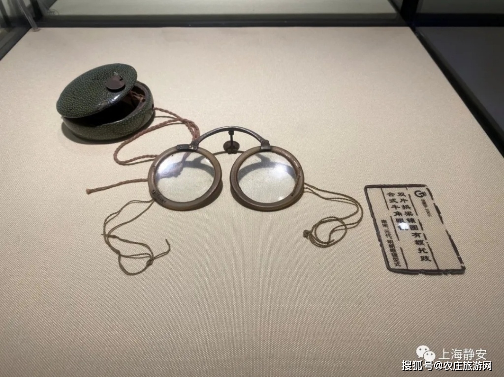 平常嫌烦却又离不开的眼镜,竟有个专门的博物馆