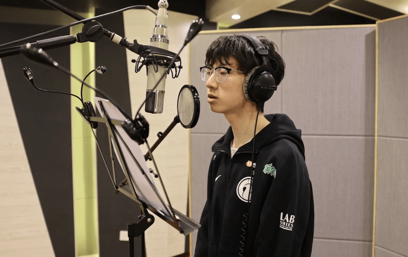 百万修音师再上线!全明星歌曲未修音版,doinb没有技巧全是感情