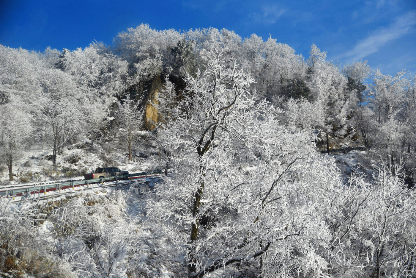 邂逅2020神农架冰雪节世界那么大还是神农架的冬季醉美