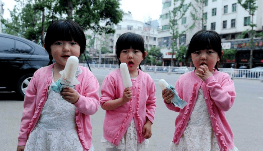 超累姥姥走红3胞胎女儿又各生3胞胎网友太废姥姥了