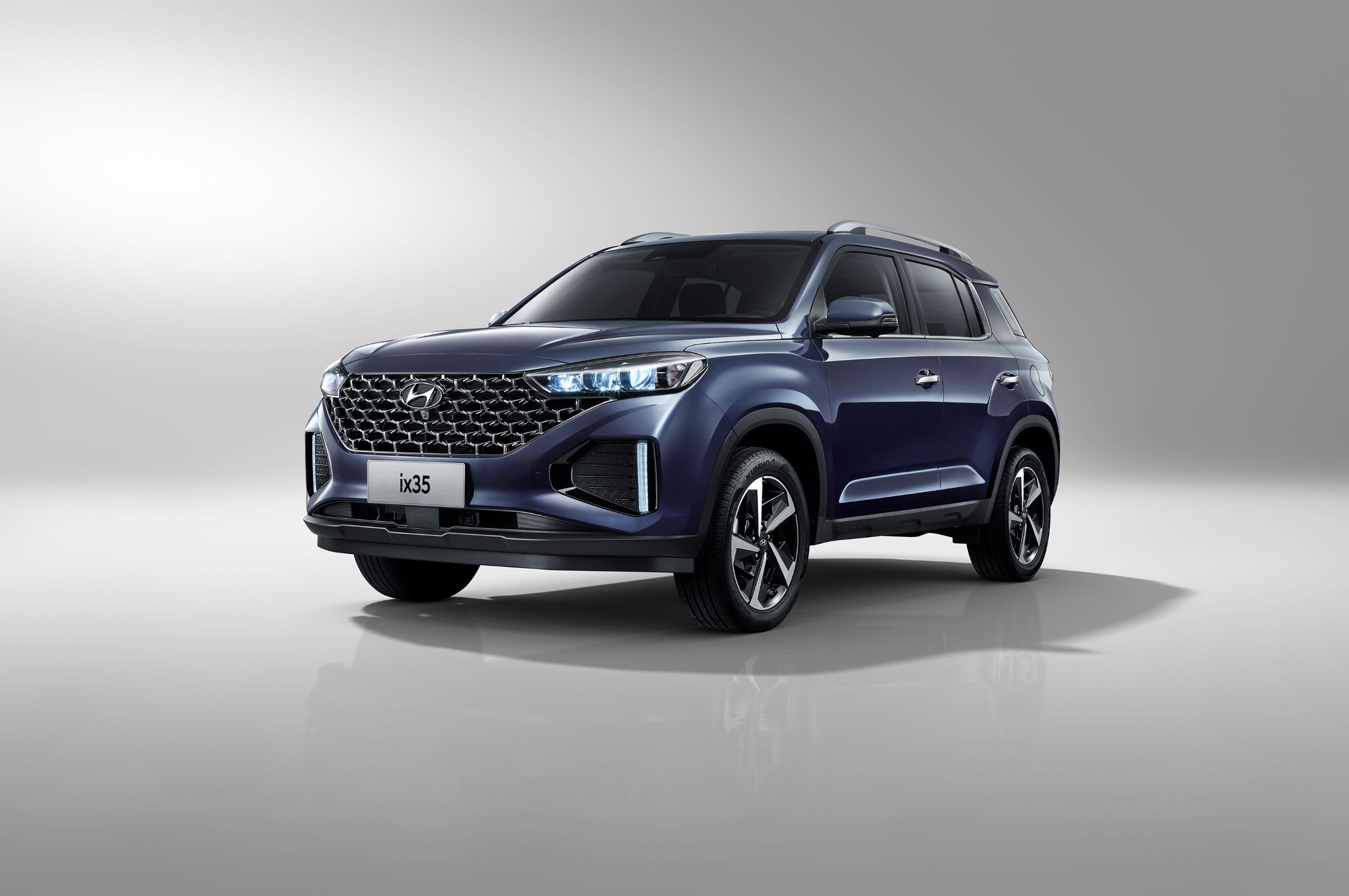 售价12.98-15.58万元!全新ix35上市 打造最强紧凑级suv