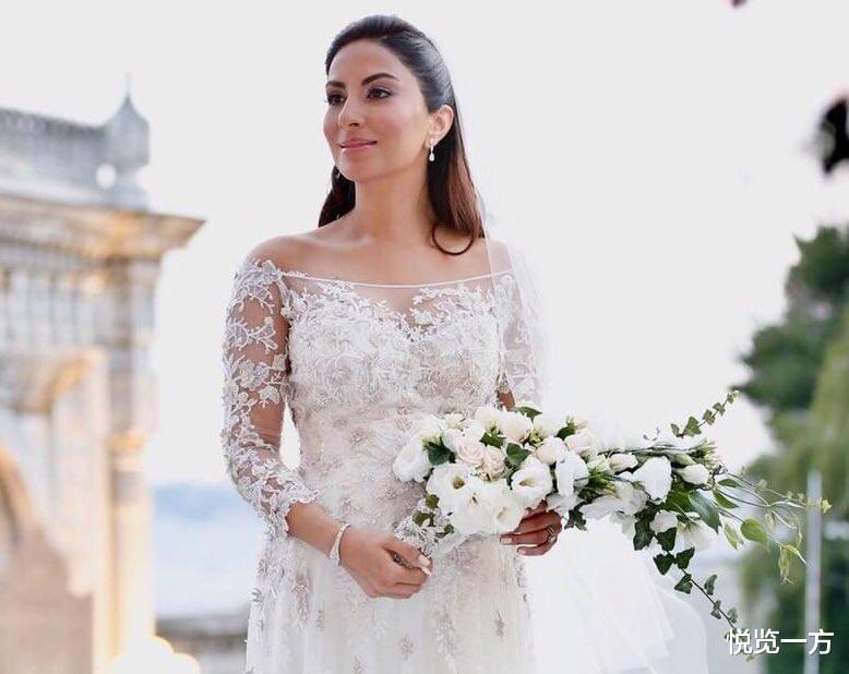 阿富汗公主诺尔嫁给埃及王子阿里同是末代王室龙凤胎大眼可爱