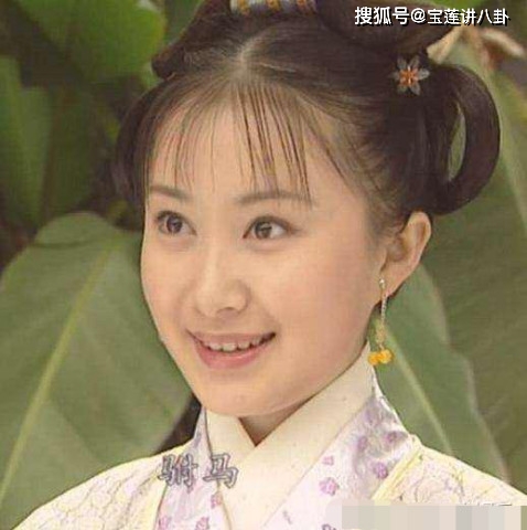 二,《新还珠格格》乾隆之女 紫薇格格 海陆饰演剧中的玛瑙格格是康熙