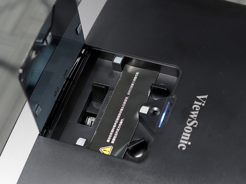 打破传统框架的综合型led光源投影机viewsonic优派tx500k