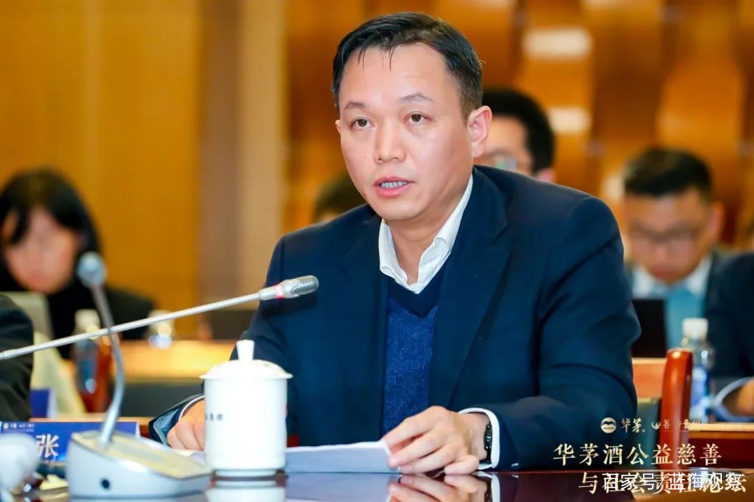 原创茅台四代掌门首次聚首缘何华茅酒登上了c位