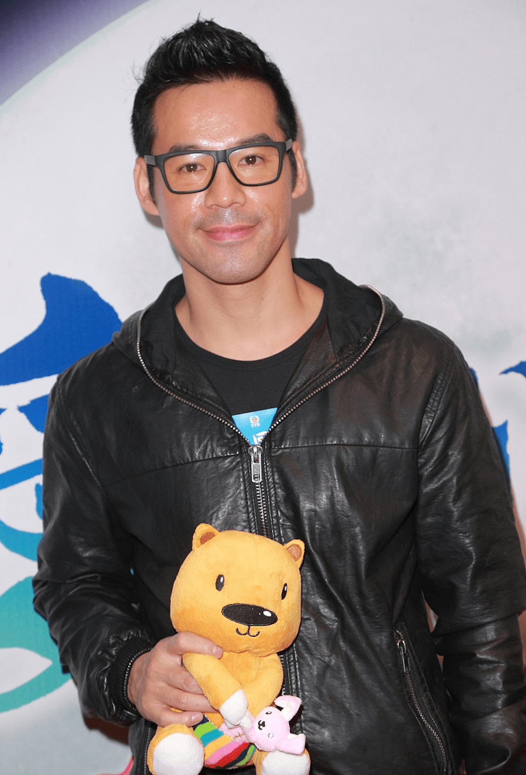 原创徐荣再获tvb提名最佳男配与林峰杨怡同期出道仍坚守二线发展