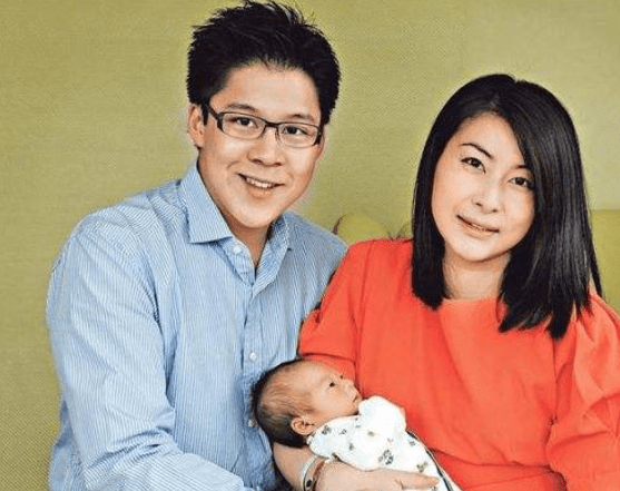 网友却发现夫妻俩打破豪门"枷锁",儿女皆用"中"字,霍中曦,霍中妍,霍
