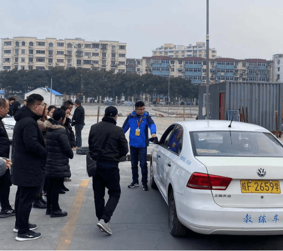 通通走开让它来新手司机金牌教练感受福特锐际