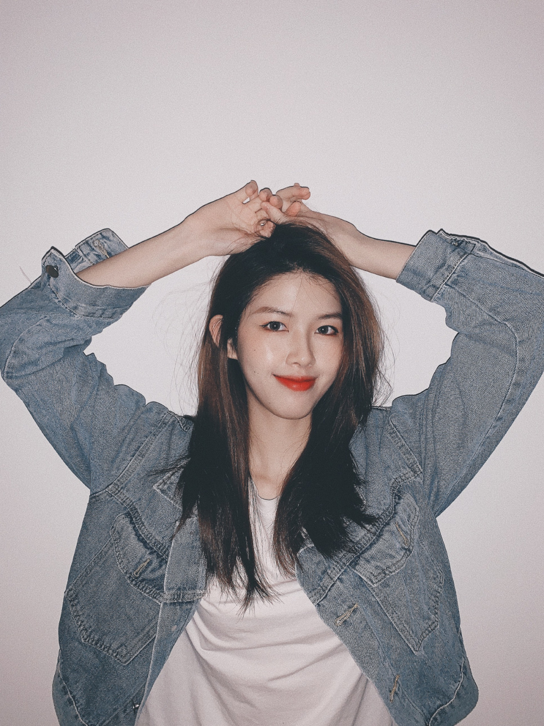 自拍照怎么拍,8个自拍姿势,很简单,不重样又好看