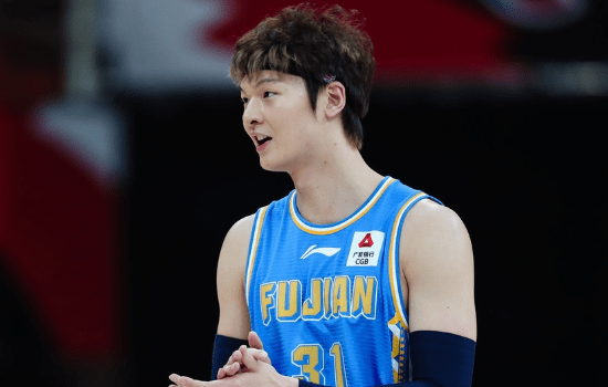 原创王哲林制裁第一中锋虚脱离场辽媒建议放弃西蒙斯钱德勒未离队