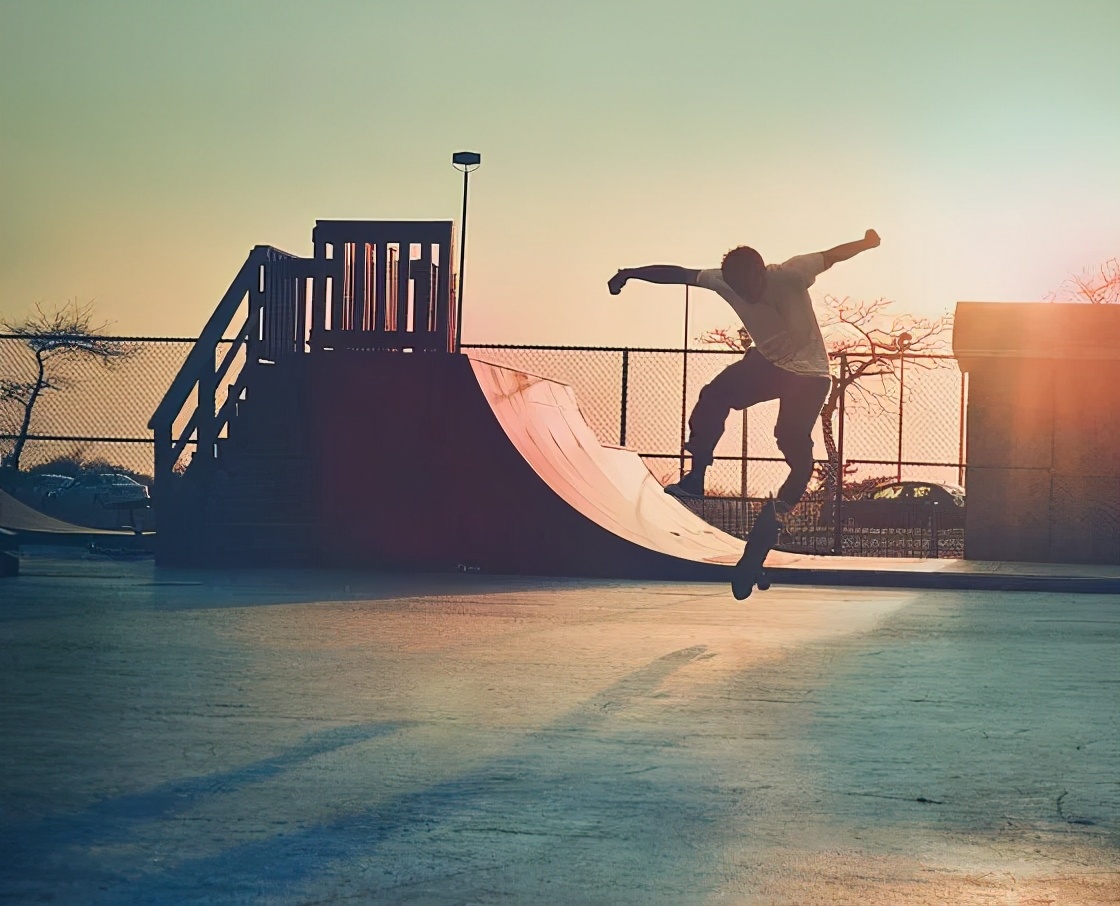 看国外是如何把这些滑板公园打造成城市热门打卡地的!_手机搜狐网