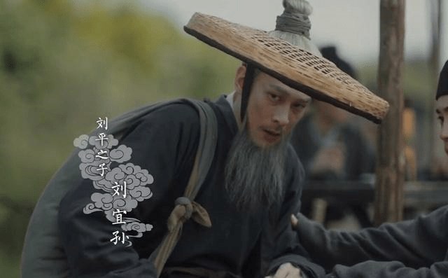 《有翡》的应何从,是刘学义乔欣大学同学,还是人艺