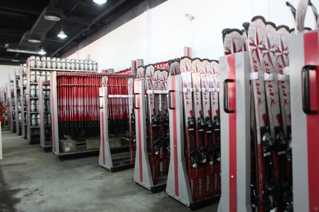 冰雪乐园曾家山滑雪场12月21日开园你想去看看吗