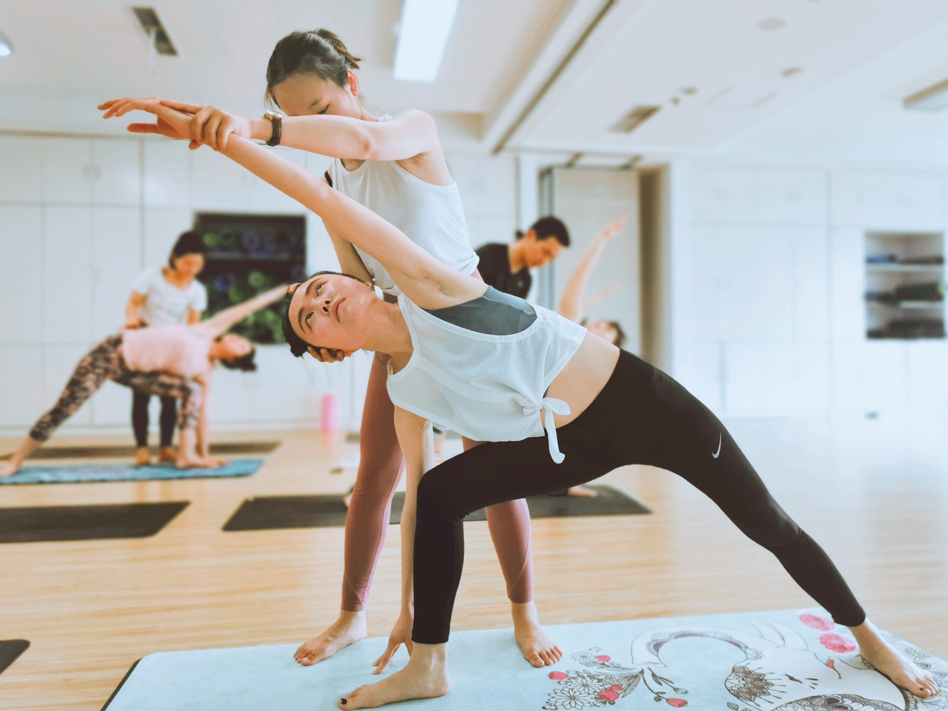 为什么瑜伽还有大量的力量训练,为什么我没有瘦下来