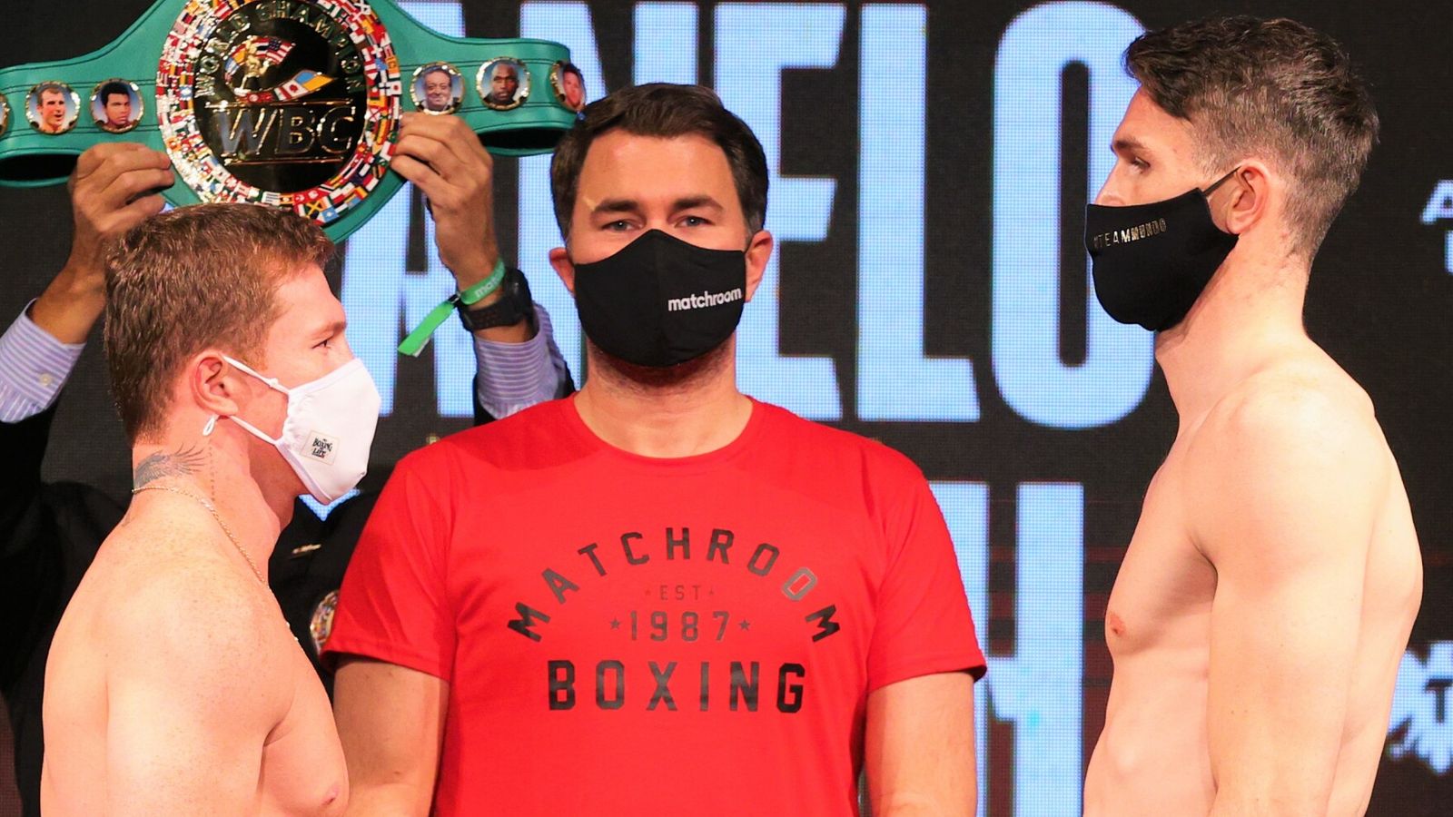 完美谢幕,阿瓦雷兹完胜史密斯,完成职业拳击2020年终大戏_比赛