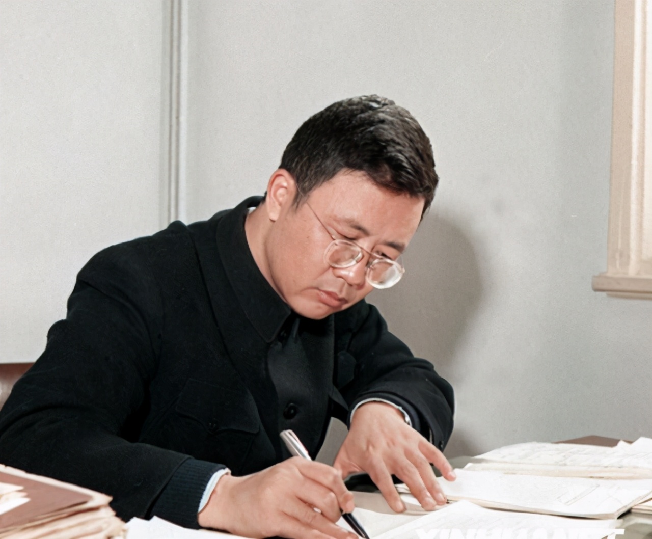 华罗庚儿时贪玩还屡教不改中学时才逆袭成学霸成长总会有惊喜