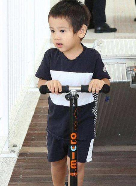 耿乐一家四代三个姓与孔琳纠缠7年后失恋柯蓝今隐婚生子