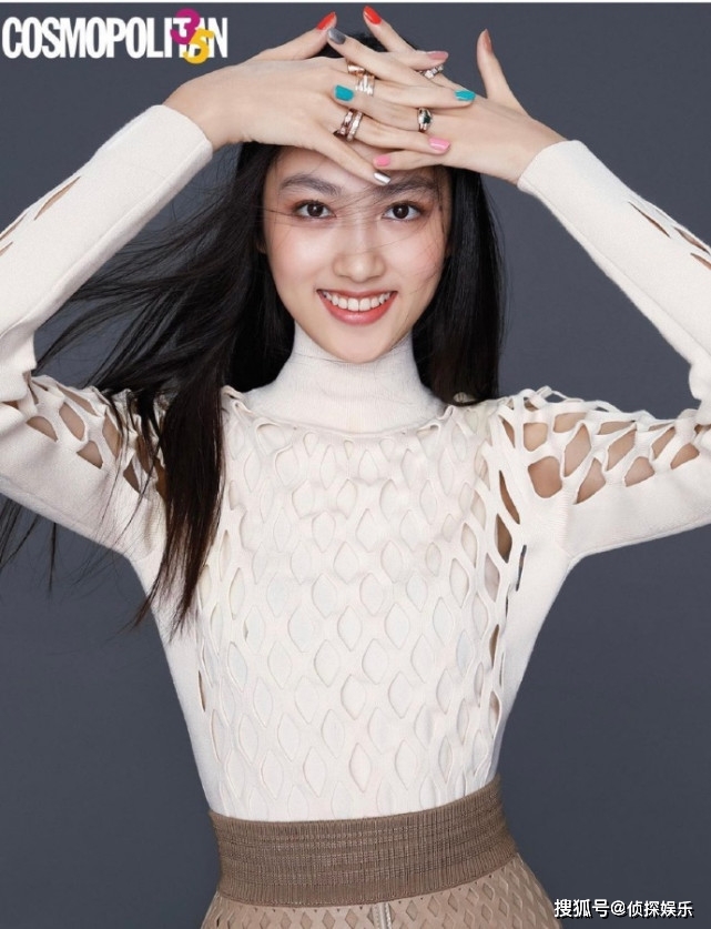 任达华老婆晒照为爱女庆生,16岁任晴佳身材高挑,超模范十足