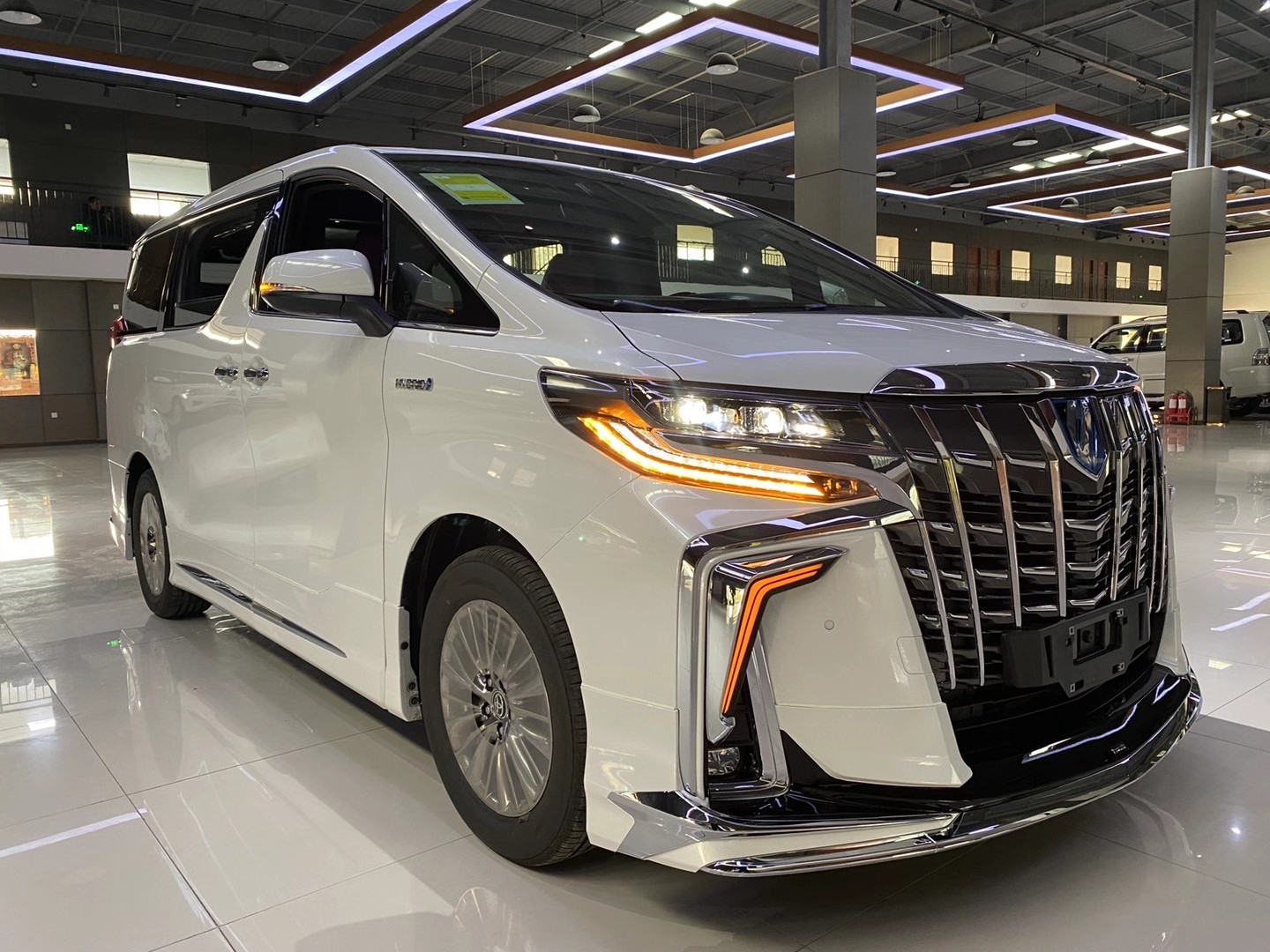 进口丰田埃尔法顶级七座商务津港现车惠