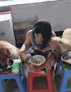 搞笑gif段子我很有钱可是我一点也不觉得快乐