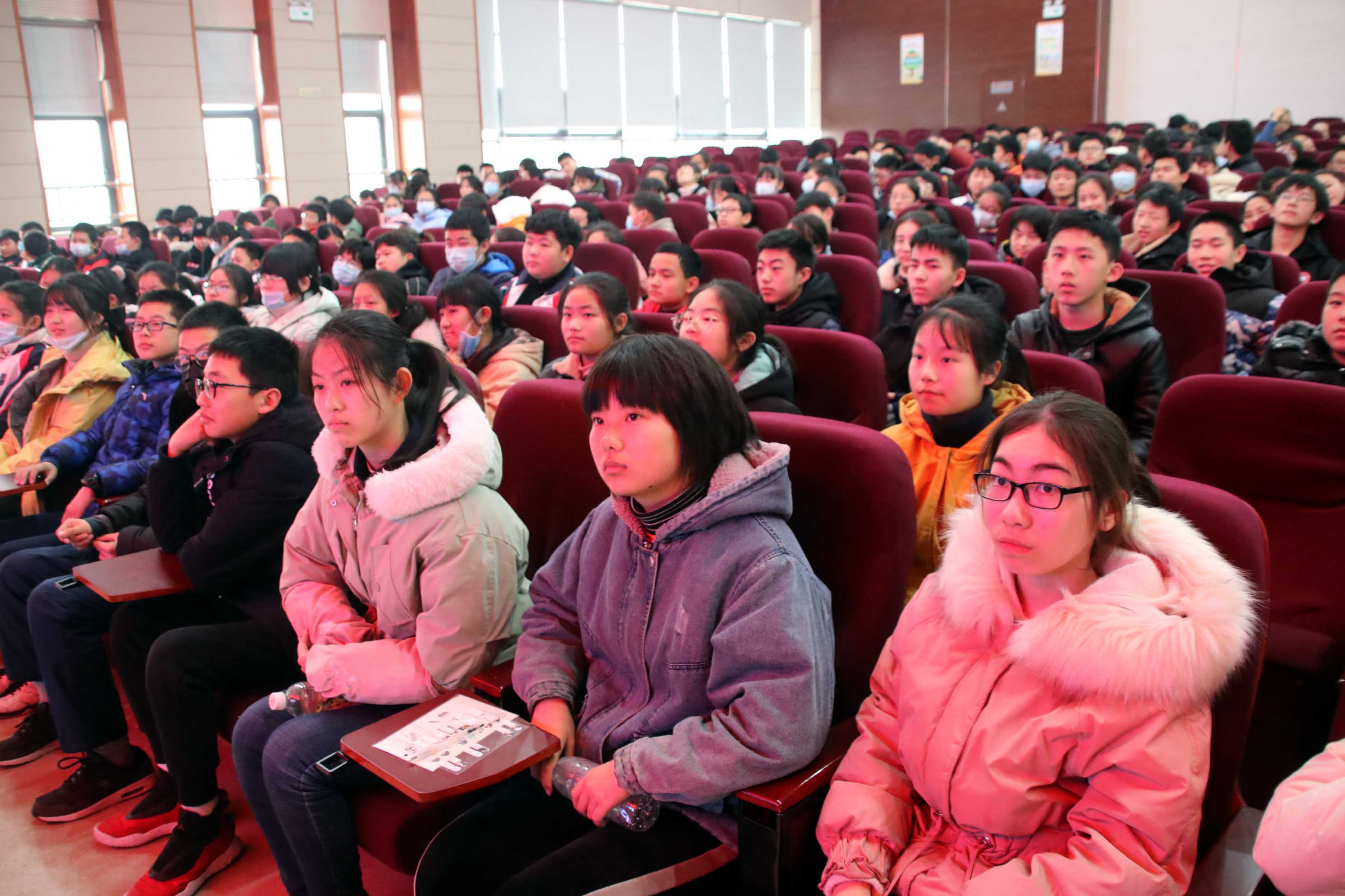 苏州市吴中区城西中学拓展训练劳动实践进校园素质教育显身手