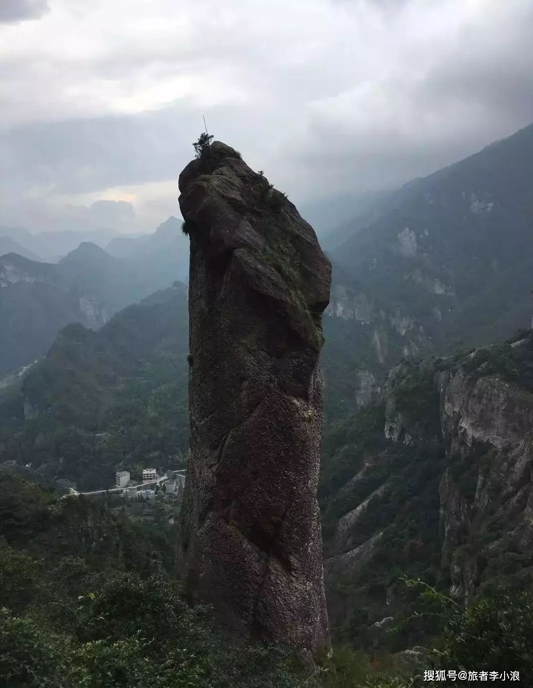 户外论一座不正经的山金枪峰