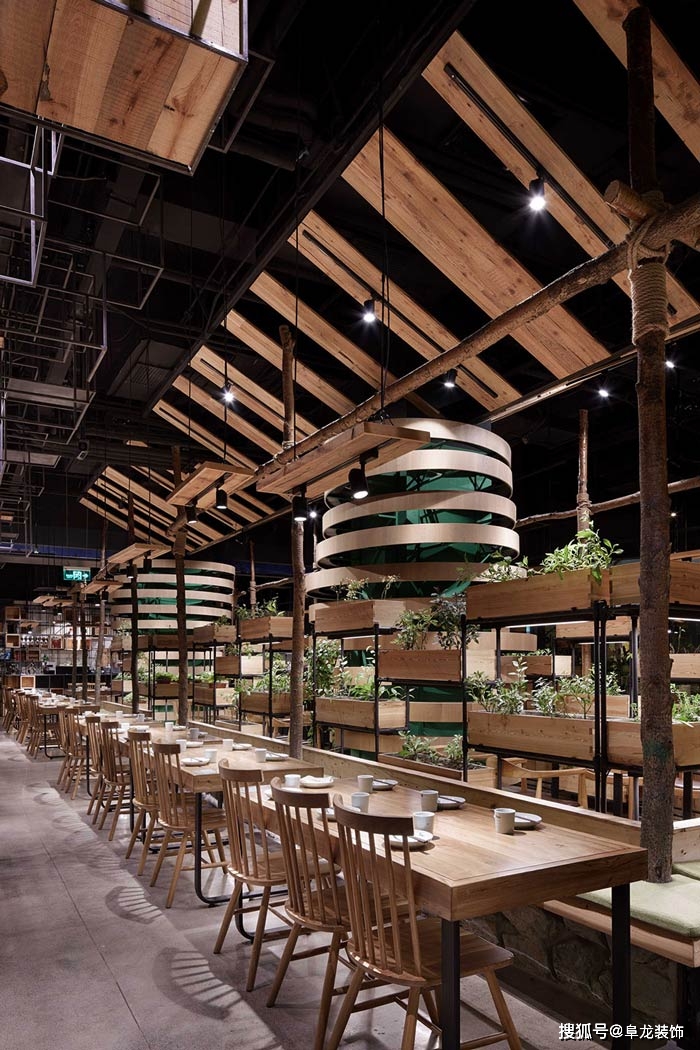 绿色环保主题餐厅设计图片