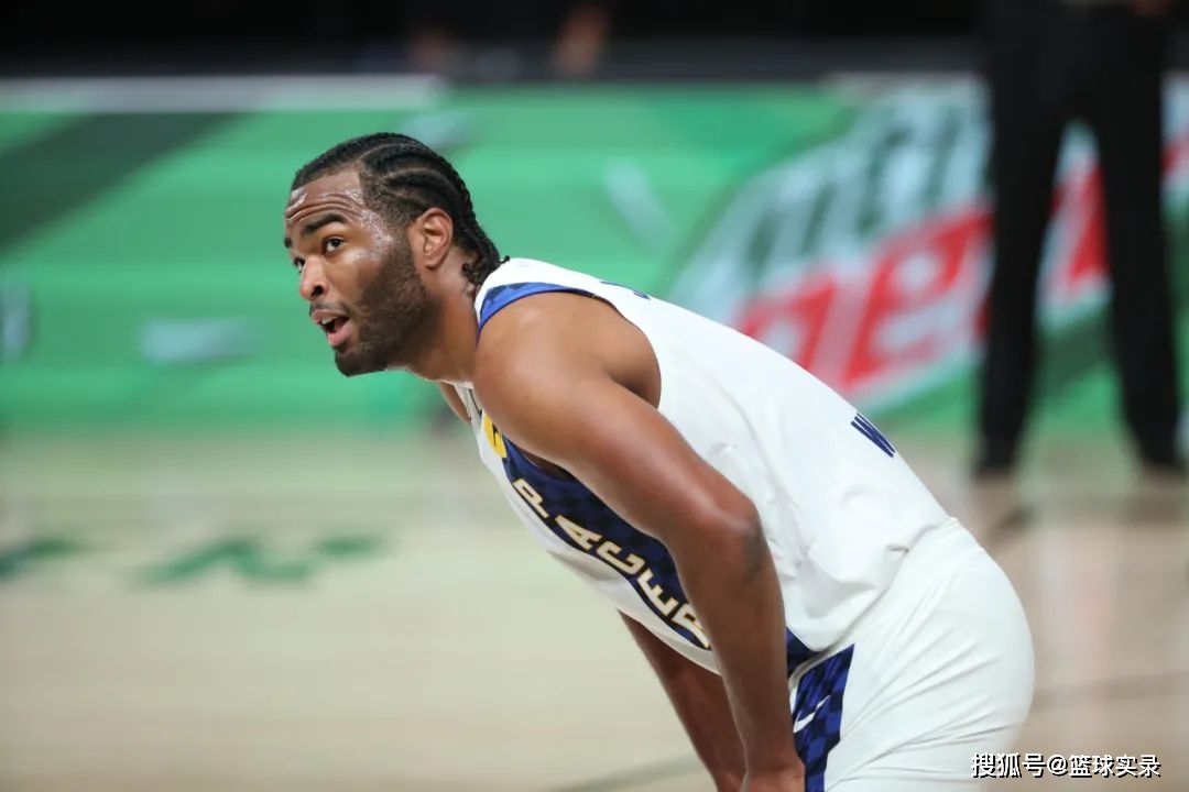 步行者又伤一个,他才刚打出来,复赛曾砍53分!_沃伦