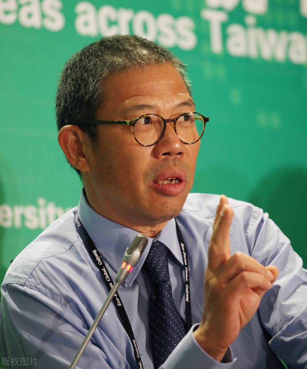 他靠卖水成亚洲首富,没有一位同行上富豪榜_钟睒睒
