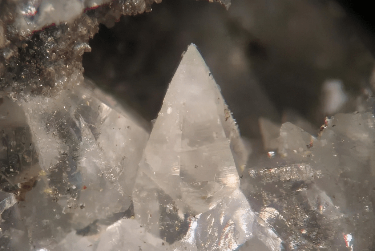 美!常见的宝石 、矿物原石_紫黄晶