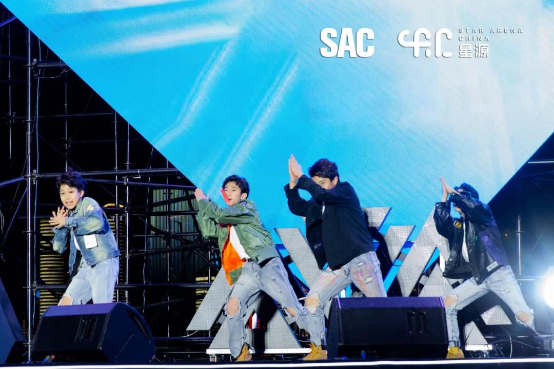 星源sac练习生受邀出席奥帆中心跨年夜,徐鹏晖《monster》舞蹈solo技