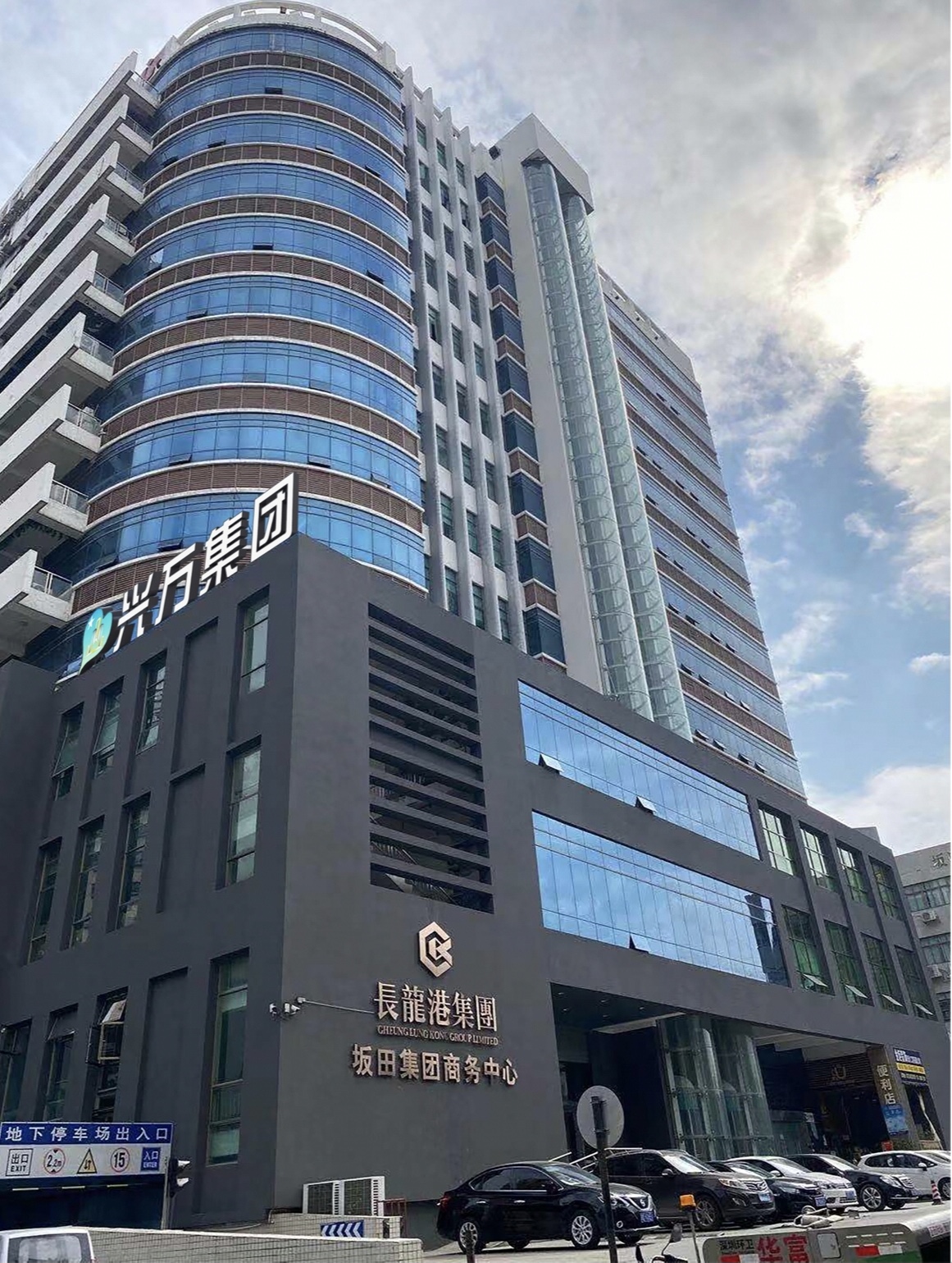 人物专访| 沈万兴:万事兴寸草,安得广厦间