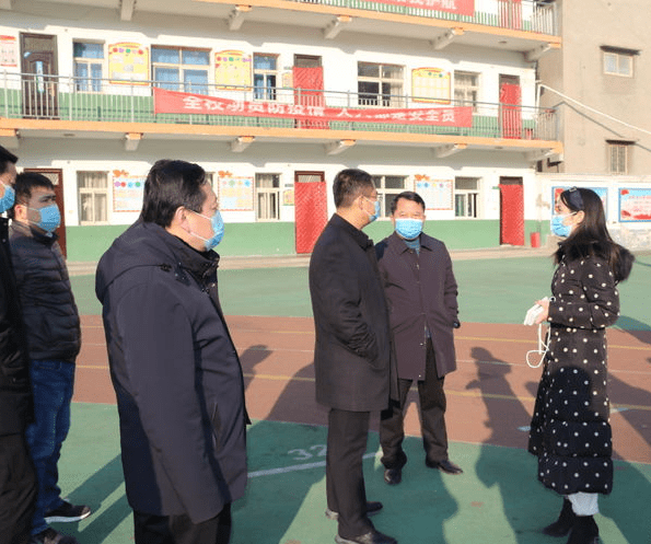 县委书记马洪广莅临广平三实进行宣讲并调研防疫工作