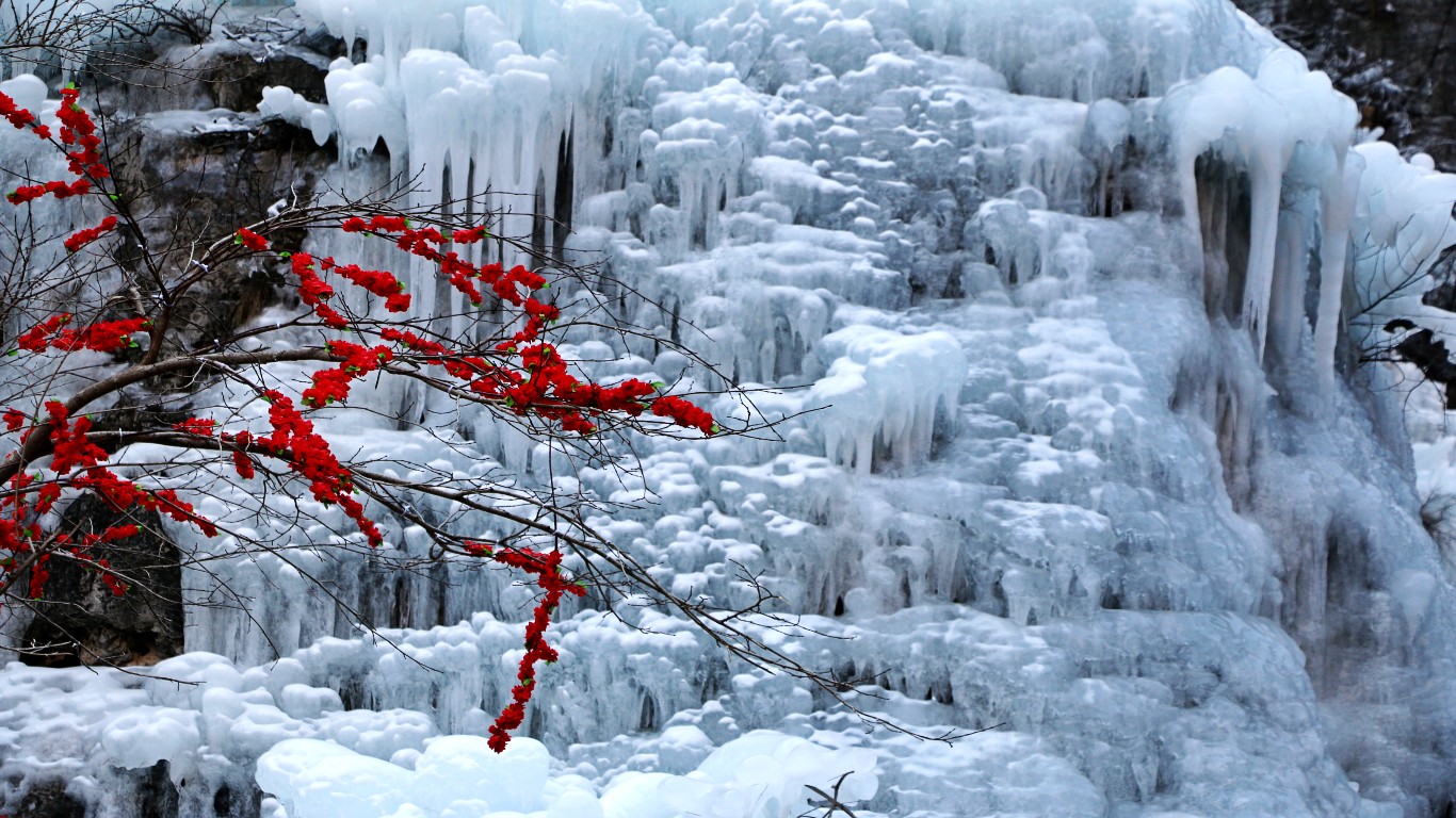 多情原创美图欣赏:如诗如画云台山冰挂