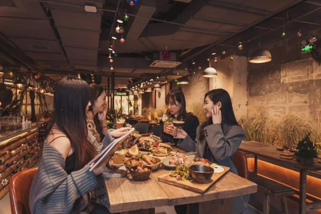 超人气宝藏西餐厅空降陆家嘴欢聚大餐重磅上线