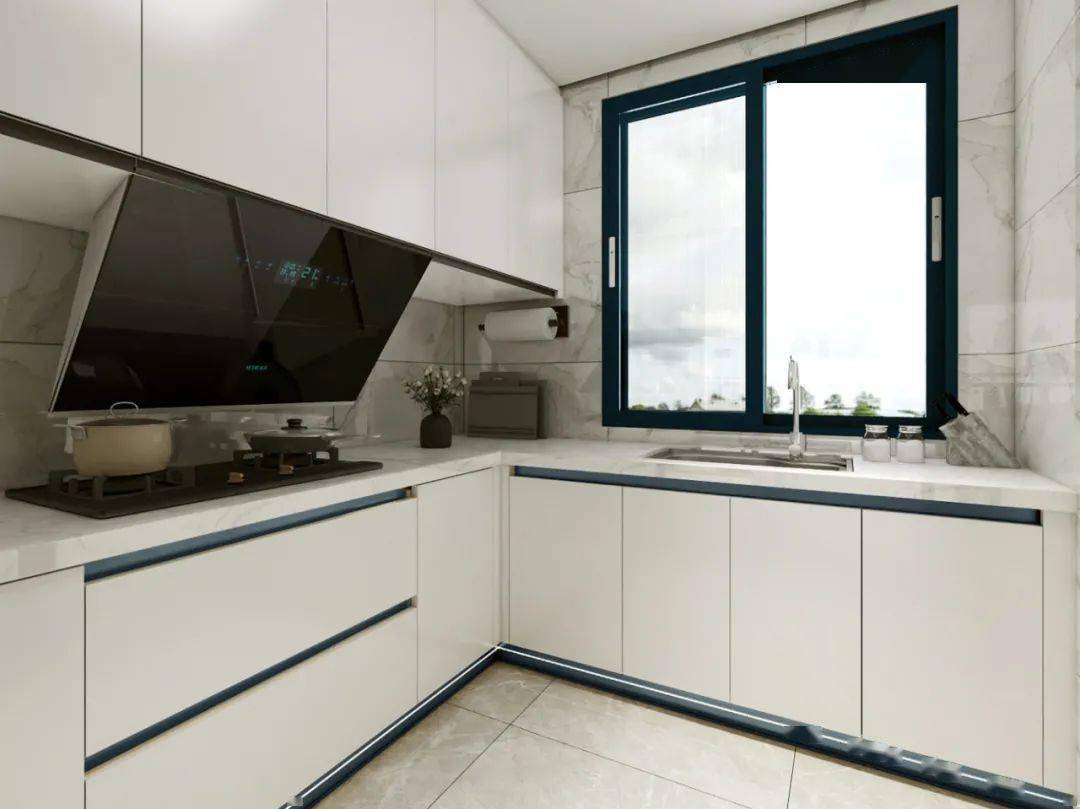 小户型的厨房小,比起平开窗,推拉窗是更合适的选择.