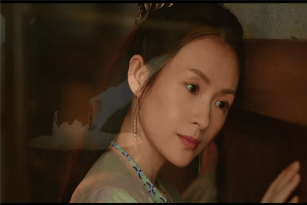 投资如此巨大的电视连续剧,拥有优秀的创作者和优秀的演员.
