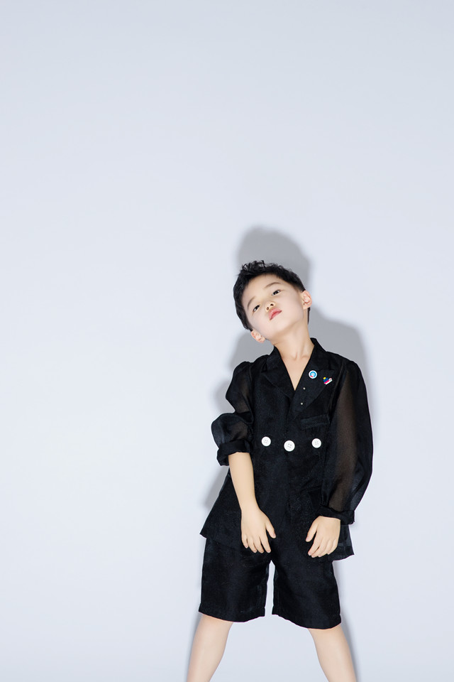 网络形象代言人——陈彦希