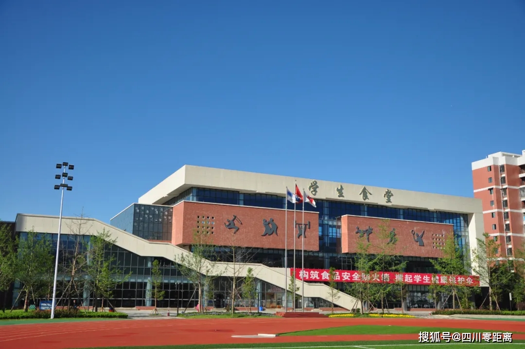 江油外国语学校看颜值担当感受如诗如画如家校园