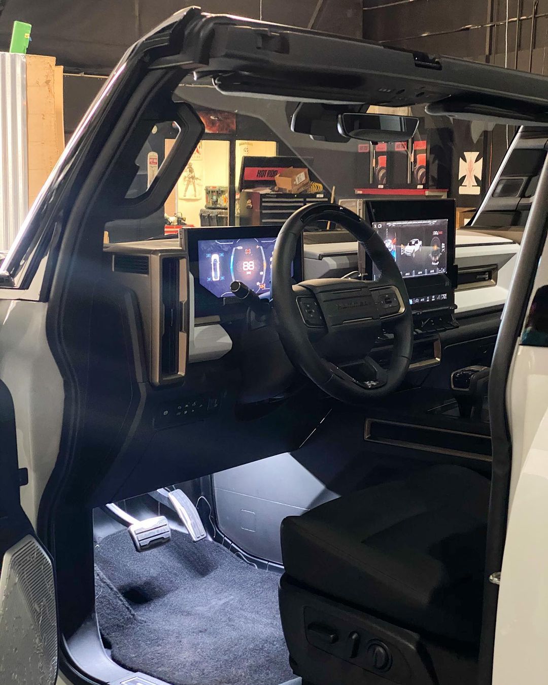 全新hummer ev实车亮相 就问你喜不喜欢