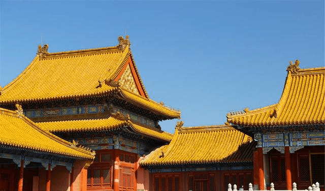 CCTV公布假期旅行地榜单，文化古迹走红，故宫更是位列榜首