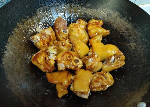 啤酒炖猪脚怎么煮好吃 1a1d0af0bdda438097f4d52a57f3727e.jpeg