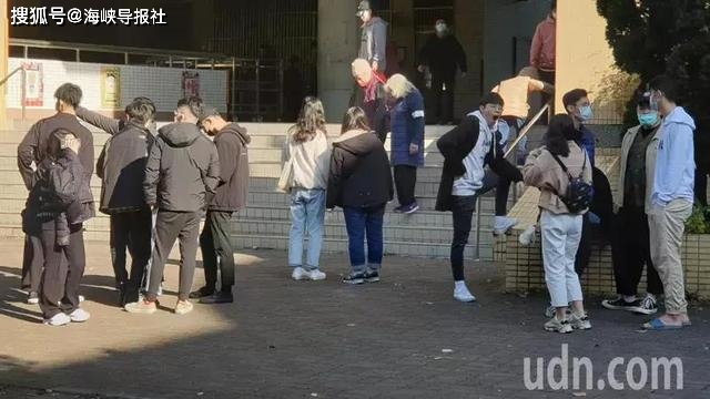 罢免王浩宇投票热络 议长 还要观察中午过后直到下午4点结束 中坜