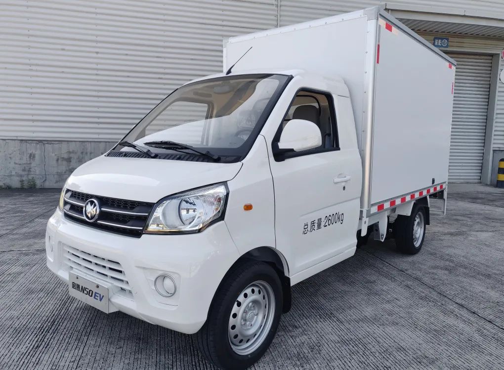 第五届福建车市品牌盛典奖项揭晓 新龙马汽车获多项大奖