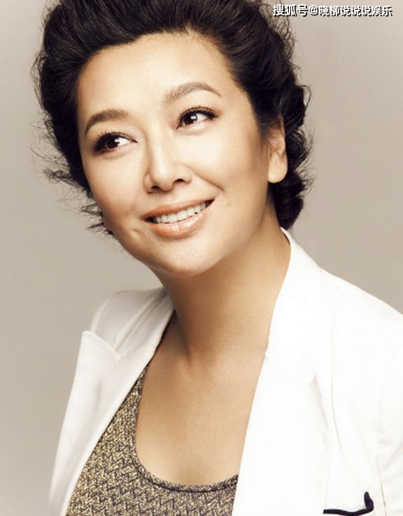 她是红极一时的美人张嘉译为她推掉两部戏离婚后她做此决定
