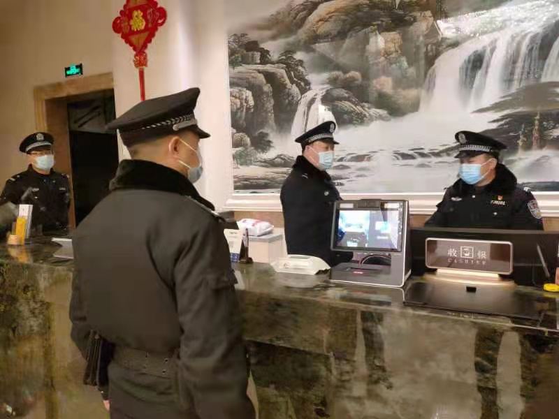 驻马店市驿城公安分局东风派出所疫情和"两会"期间开展娱乐场所安全大