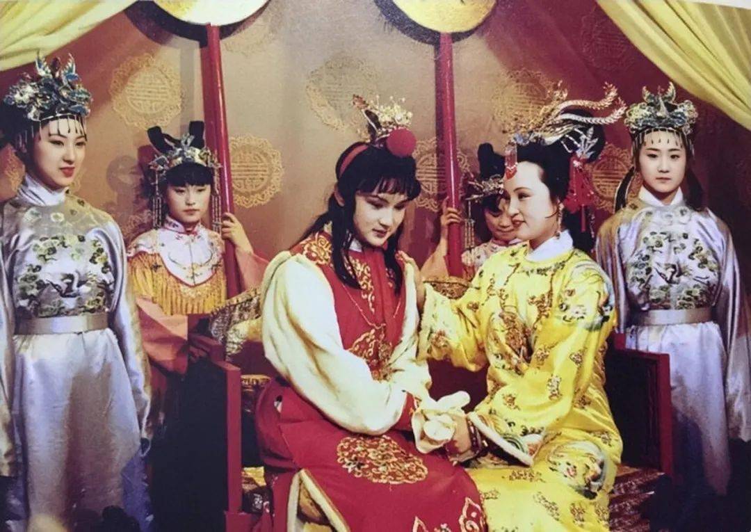 原创话红楼梦不敢顶撞父母的贾宝玉其实很正常