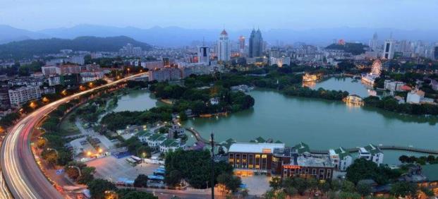 福州2019年gdp_福州gdp突破万亿图片(3)